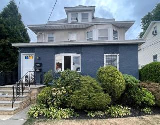 Cozy 3BR Apartment with Private Entry & Parking in Elizabeth, NJ - 8