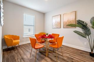 Crew-ready Stay Private Brs W Tvs Parking - Fort Worth - 4