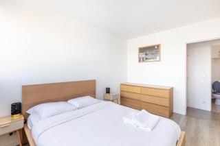 GuestReady - Sunny Escape near the City Lights - 4