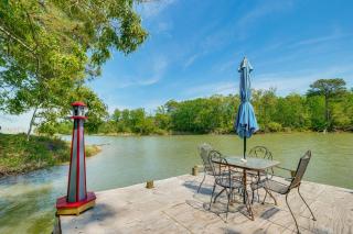 Heathsville Home with Sunroom Less Than 10 Mi to Beach! - Heathsville - 0