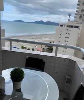 "Serenidade Marítima: Vista Impressionante - Santos - 1