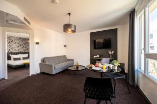 Nemea Appart Hotel Europe Velizy Villacoublay - Vélizy-Villacoublay - 2