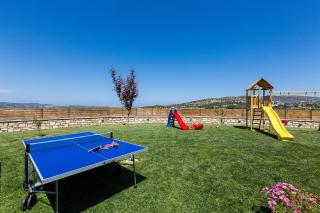 Renta Villas Georgios & Eleni, with Pool, BBQ & Playground, By ThinkVilla - 4