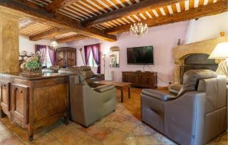 4 Bedroom Pet Friendly Home In Apt - Apt - 7