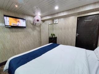 Shree Laxman Guest House - 3