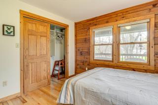 8 Mi to IU Cabin with Reading Nook, Fire Pit and Yard - Unionville - 1