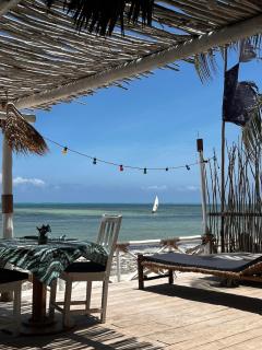 Pili Pili Beach House - Jambiani - 4