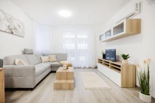 Stylish Living with Private Terrace - Budapest - 8