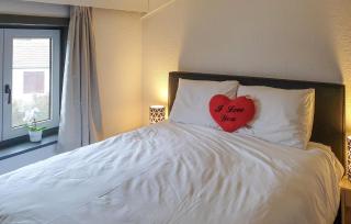 Awesome Apartment In Bredene - 3