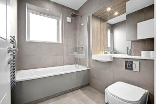 Stylish Four Bedroom Townhouse - City Centre - Netflix - Parking - Garden - Balconies 11SL - Birmingham - 2