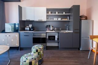 Modern Stay in Woodstock - 9
