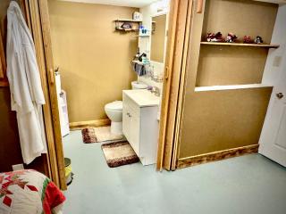 Comfortable basement apartment in the woods - Harrodsburg - 5