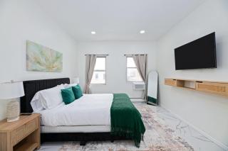 Sage Stay- Modern 2BR Apartment - Sleeps 6 - 25 Min to NYC - Union City - 9