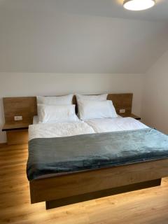 Apartment Tanja 3 Bedroom, Mountain View & Family Stay - 8