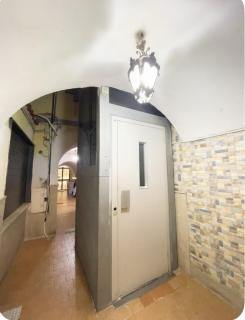 B&B luxury house gold - 8