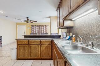 Lantana Retreat-Full Property - South Padre Island - 1