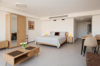 סי סייד אילת חדר משפחתי עם מרפסת ונוף לים ולבריכה - 8