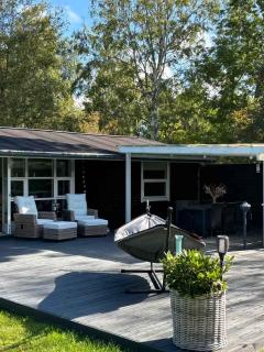 Scenic Holiday Home Near Child-Friendly Beach - Vig - 8