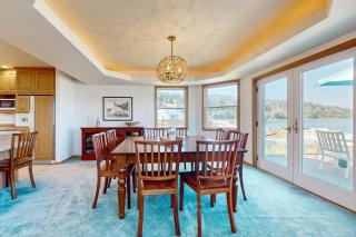 Water's Edge at Dines Point - 9