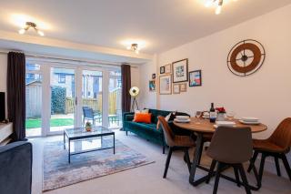 Ambassador House by Truestays - Luxury 4 Bedroom House in Stoke-on-Trent - 3