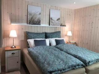 800M To The Beach, Lovely Little House ,Good View - Sarup - 7