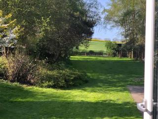 800M To The Beach, Lovely Little House ,Good View - Sarup - 1