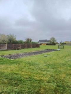 Lovely Cottage Close To The Water - 1