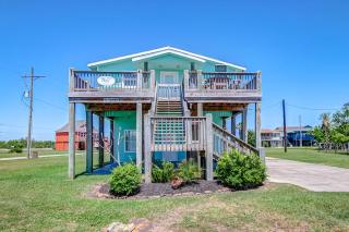 Beachy Gem by Bolivar Escapes - Crystal Beach - 9