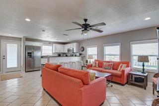 Beachy Gem by Bolivar Escapes - Crystal Beach - 6