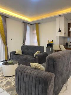 The Royal Penthouse - Kampala - 3