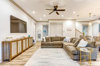 Bikinis & Martinis by Bolivar Escapes - Crystal Beach - 8