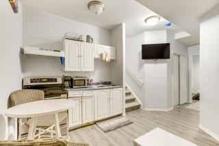 10 Mi to Downtown Convenient Denver Apartment! - 9