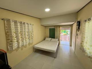 บ้านสวนบรรจงอักษร Bansuan Banjong Akkson - - 1