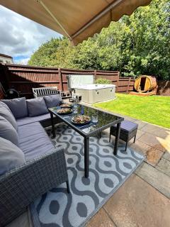 Shaw House - Hot Tub, Sauna, EV - Swindon - 6