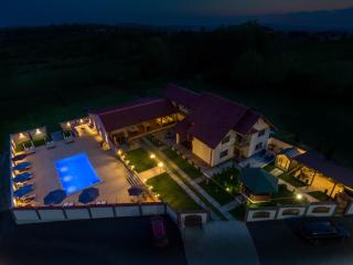 Pensiunea Adrian - 0