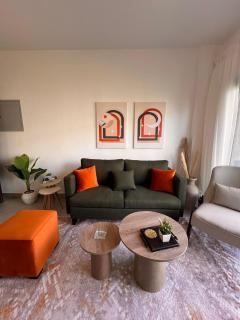 Brand new Modern 2BR Lakeview Apartment - Madinaty - 7