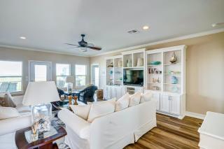 CoCo Beach by Bolivar Escapes - Crystal Beach - 2