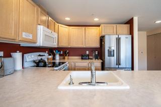 Condo in Chelan - Mountain Views - Chelan - 5