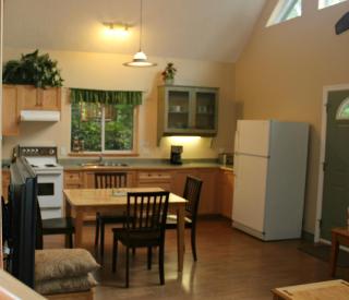 Wild Coast Wilderness Resort - Port Renfrew - 4