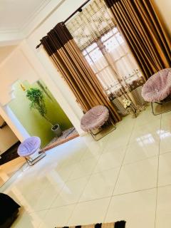 PEONY luxury Homestay - Anuradhapura - Anuradhapura - 1