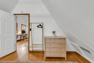 Tudors Village BNB - Fair Oaks - 1