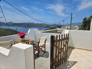 Trypiti Sea View Apartment - Tripití - 6