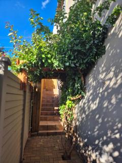 Lady Smith Self Catering Units - Bloemfontein - 8