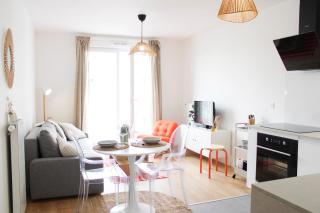 Bright apartment in Saint-Ouen-sur-Seine - 0