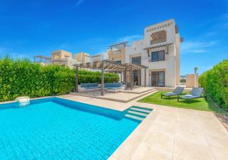 Prime 4BR Villa in Ancient Sands, El Gouna Private Swimming Pool & Lagoon Access - Hurghada - 0