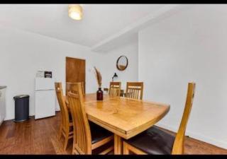 Modern London Apartment with 4 Bedrooms - Londra - 1