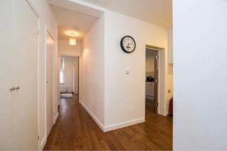 Modern London Apartment with 4 Bedrooms - Londra - 6