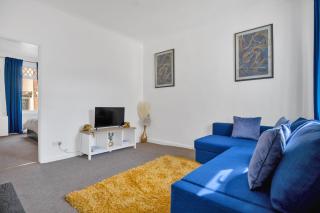 Ideal 3-bed House, Free Parking! - Stoke-on-Trent - 9