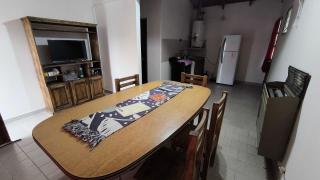 Cabaña con patio y cochera con dos habitaciones - Choele Choel - 7
