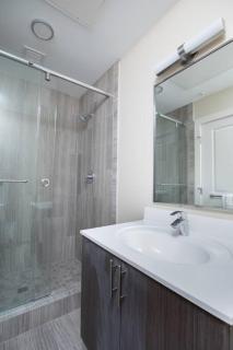 200mbps speeds Laundry Long Stays - 1